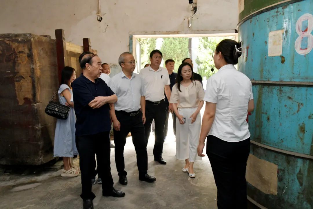 “茅盾文学奖”获得者、中国作协副主席、陕西省作协主席贾平凹到访陕西草莓SOLO视频下载